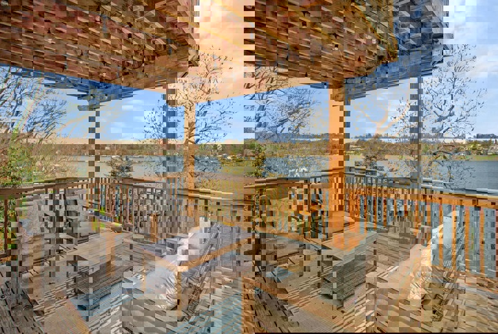 Home in Glen Burnie, US