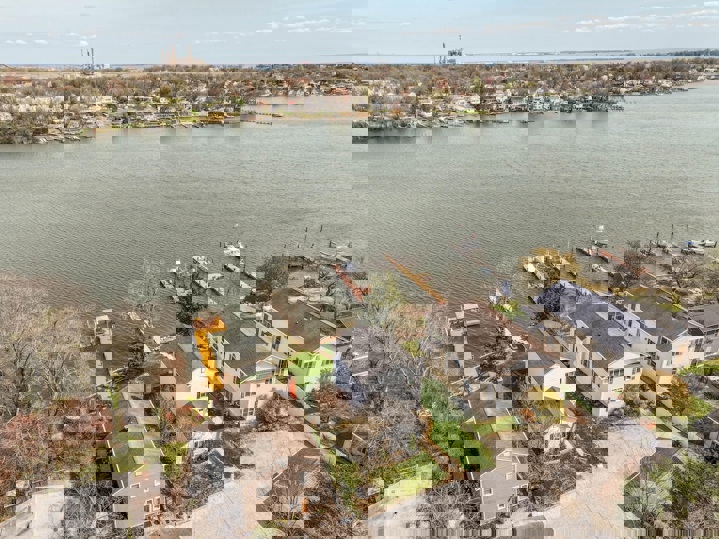 Home in Glen Burnie, US