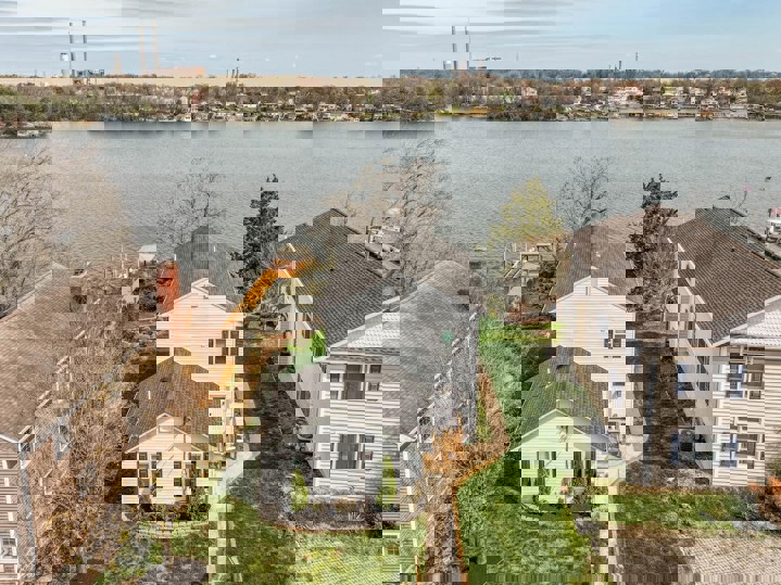 Home in Glen Burnie, US