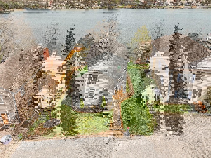 Home in Glen Burnie, US