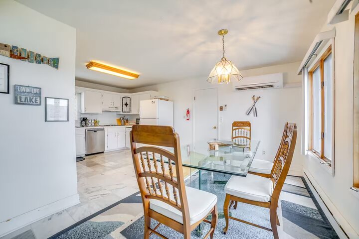 Home in Terra Alta, US