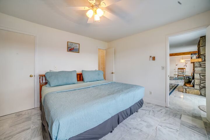 Home in Terra Alta, US