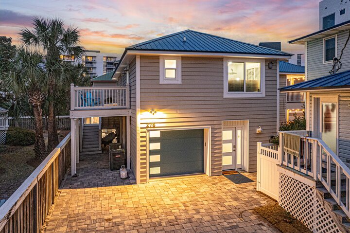 House in Miramar Beach, US