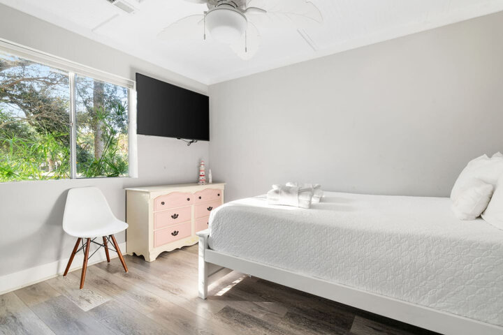 House in Folly Beach, US