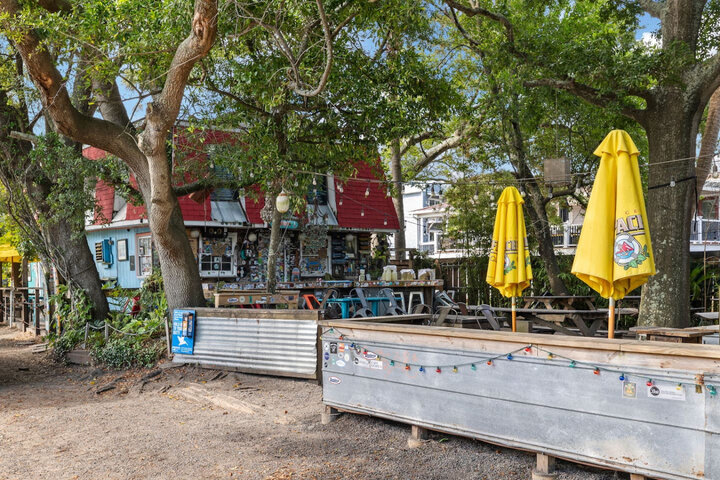 House in Folly Beach, US
