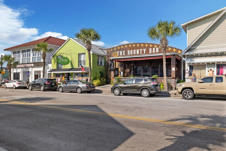 House in Folly Beach, US