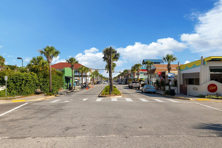 House in Folly Beach, US