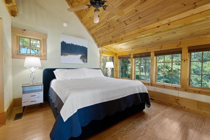 Home in Black Mountain, US