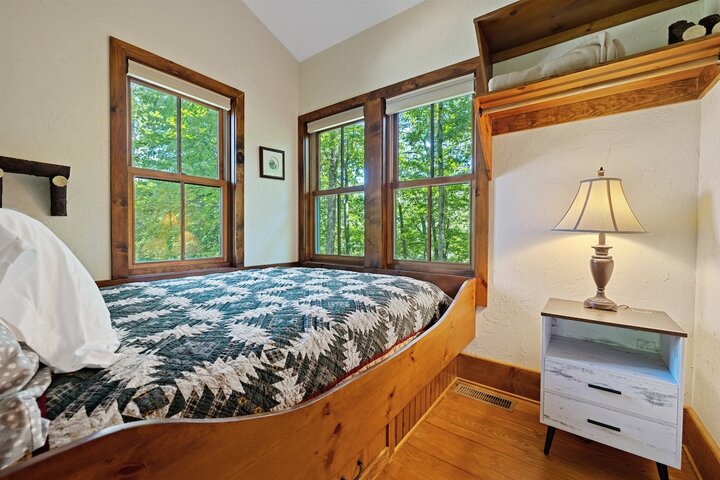 Home in Black Mountain, US