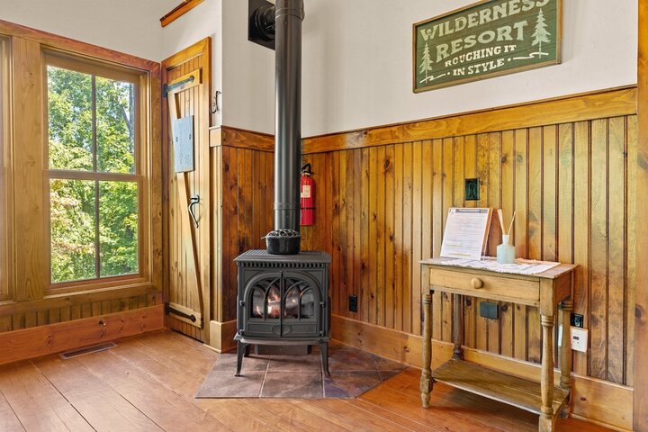 Home in Black Mountain, US