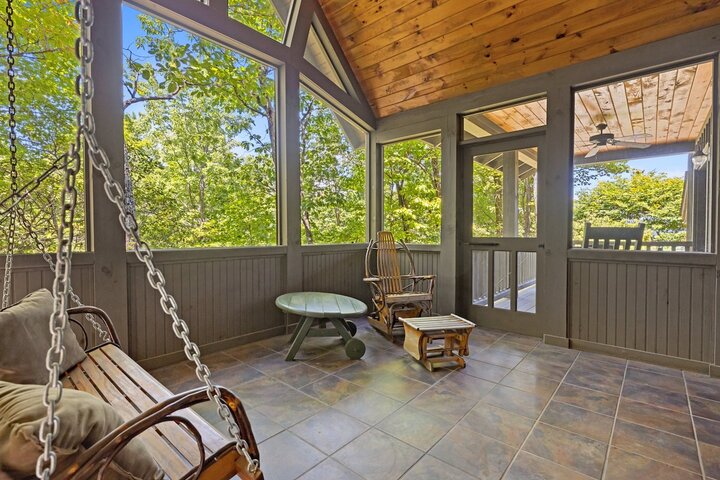 Home in Black Mountain, US