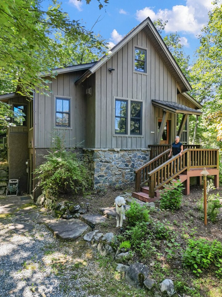 Home in Black Mountain, US