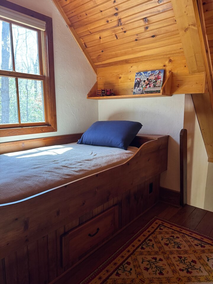 Home in Black Mountain, US