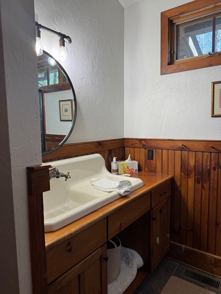 Home in Black Mountain, US