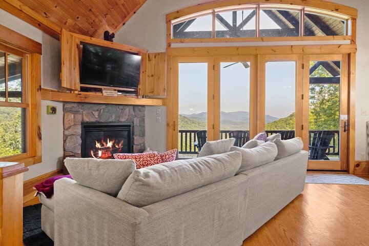 Home in Black Mountain, US