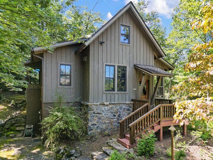 Home in Black Mountain, US