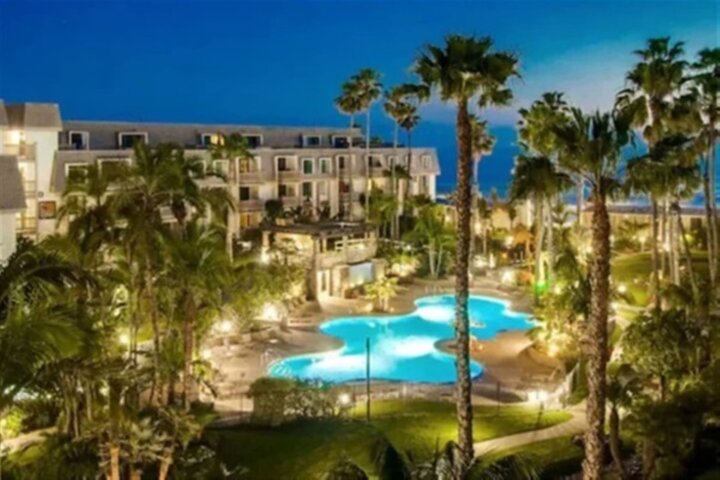 Condo in Oceanside, US