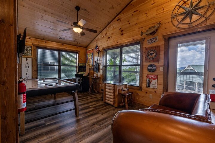 Cabin in Pigeon Forge, US