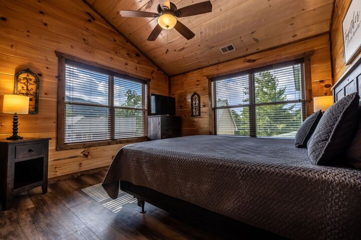 Cabin in Pigeon Forge, US