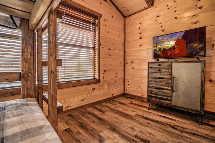 Cabin in Pigeon Forge, US