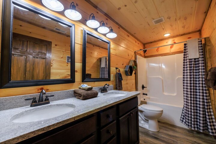 Cabin in Pigeon Forge, US