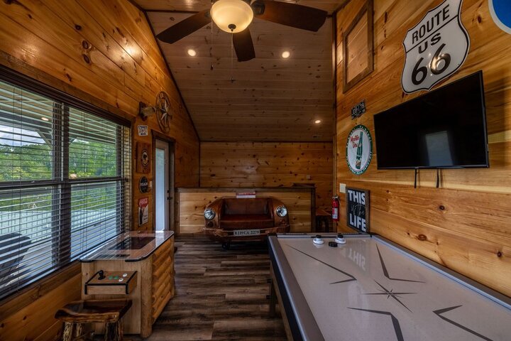 Cabin in Pigeon Forge, US