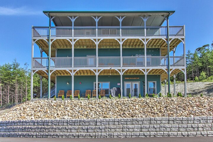 Cabin in Pigeon Forge, US