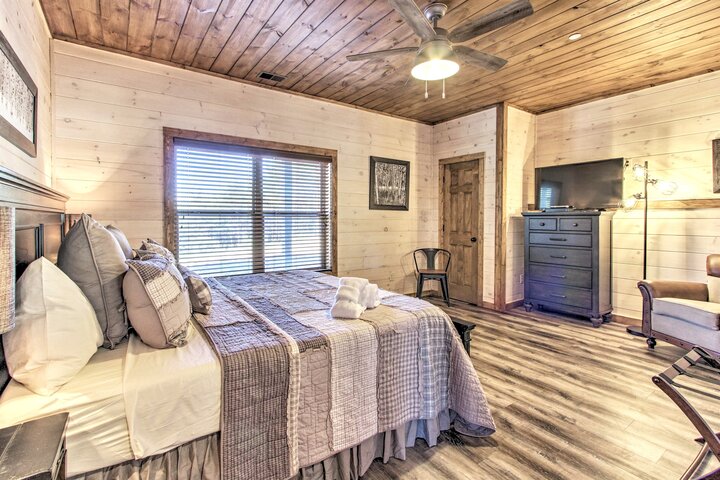 Cabin in Pigeon Forge, US