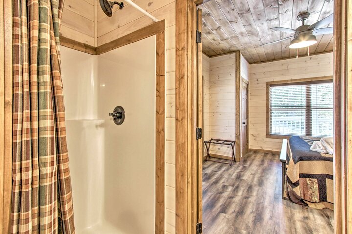 Cabin in Pigeon Forge, US