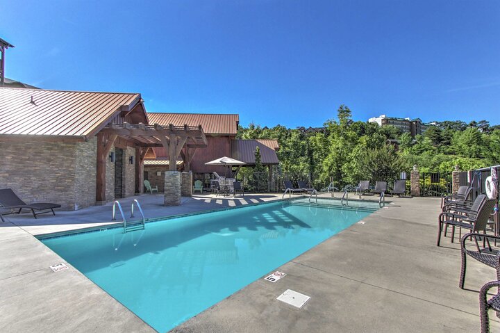 Cabin in Pigeon Forge, US