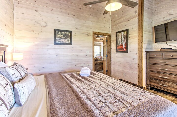 Cabin in Pigeon Forge, US