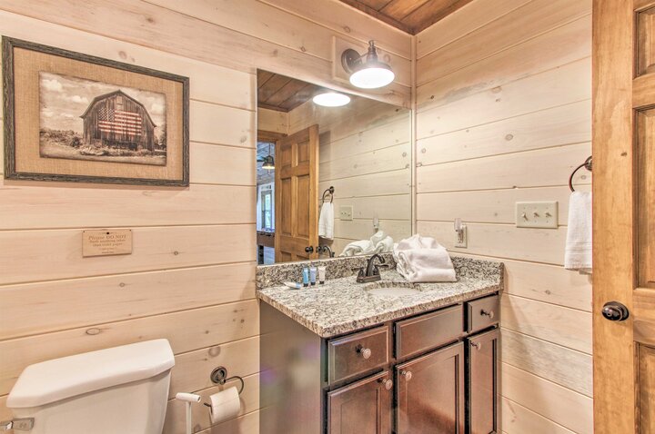 Cabin in Pigeon Forge, US