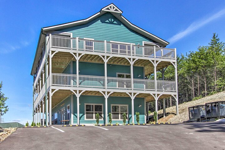Cabin in Pigeon Forge, US