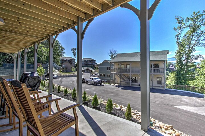 Cabin in Pigeon Forge, US