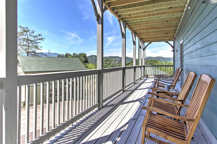 Cabin in Pigeon Forge, US