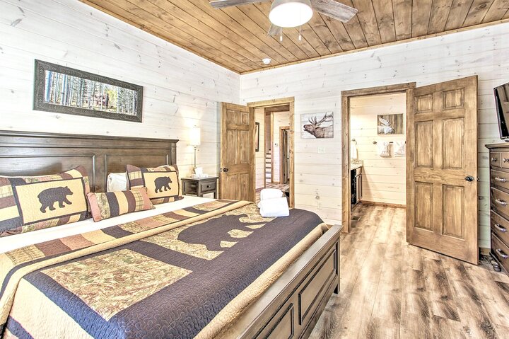 Cabin in Pigeon Forge, US