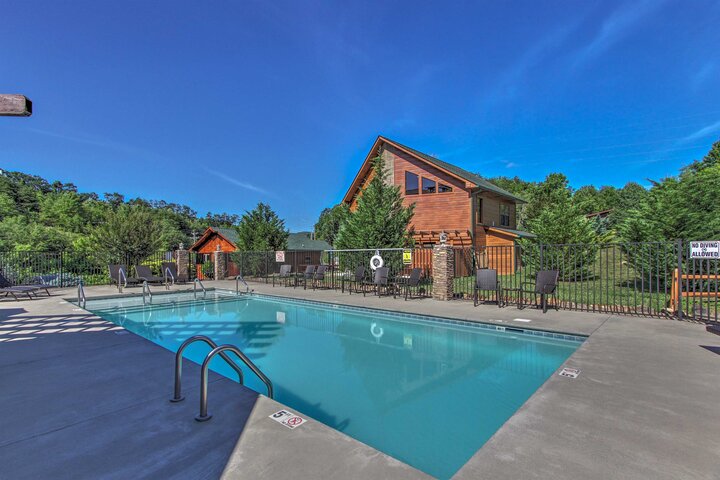 Cabin in Pigeon Forge, US