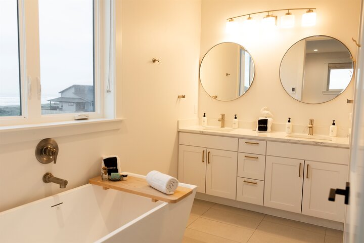 Cabin in WESTPORT, US