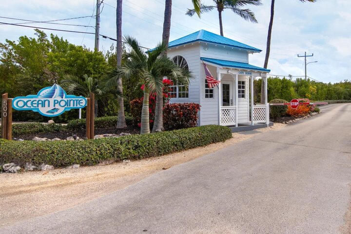 Condo in Tavernier, US