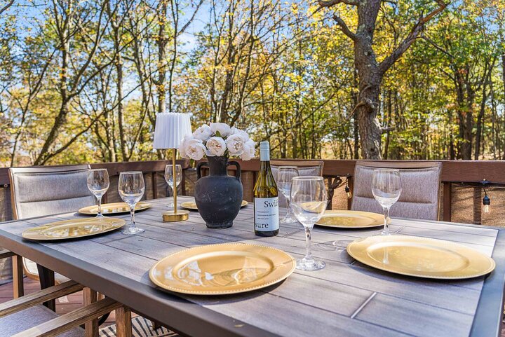 Cabin in Emerald Lakes, US