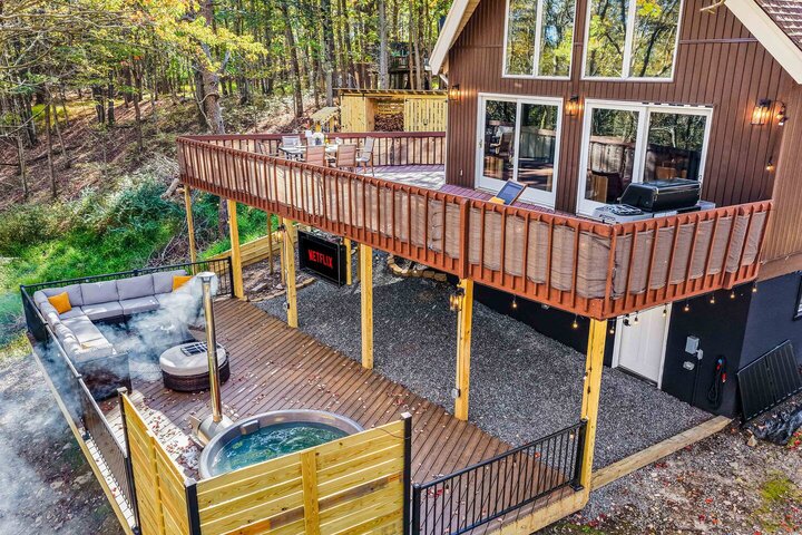 Cabin in Emerald Lakes, US