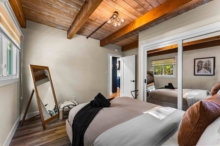 Cabin in Emerald Lakes, US