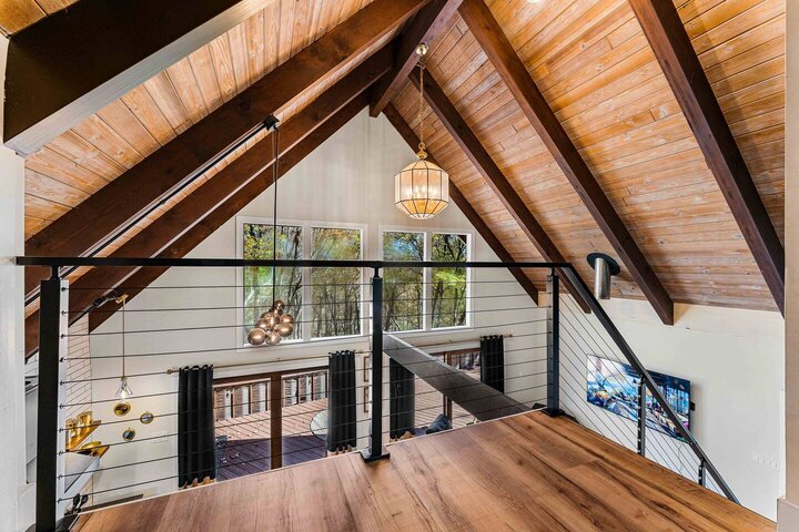 Cabin in Emerald Lakes, US