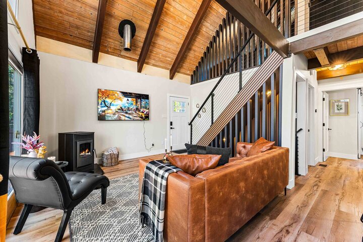 Cabin in Emerald Lakes, US