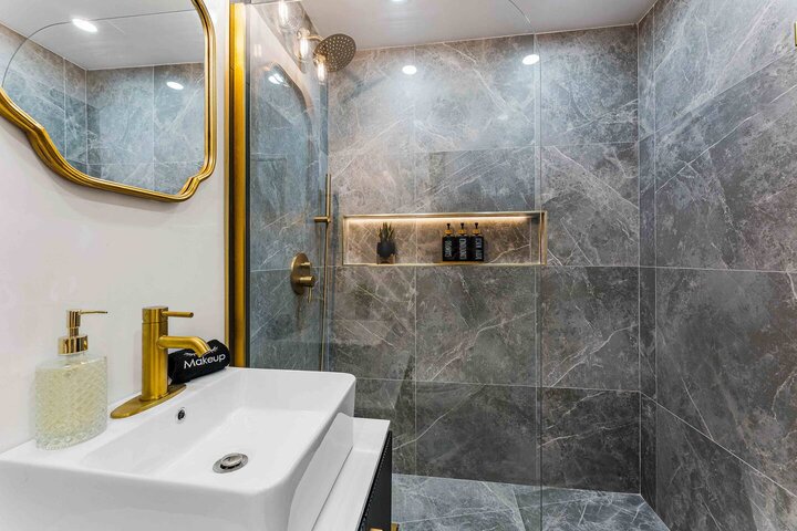 Cabin in Emerald Lakes, US