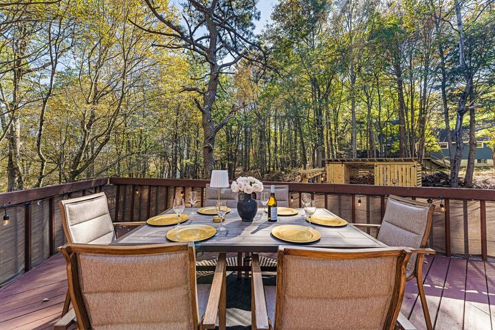 Cabin in Emerald Lakes, US