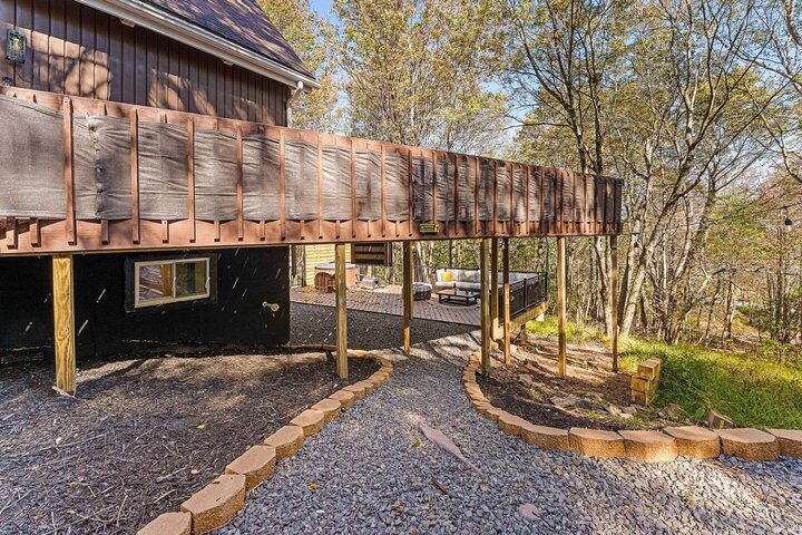 Cabin in Emerald Lakes, US