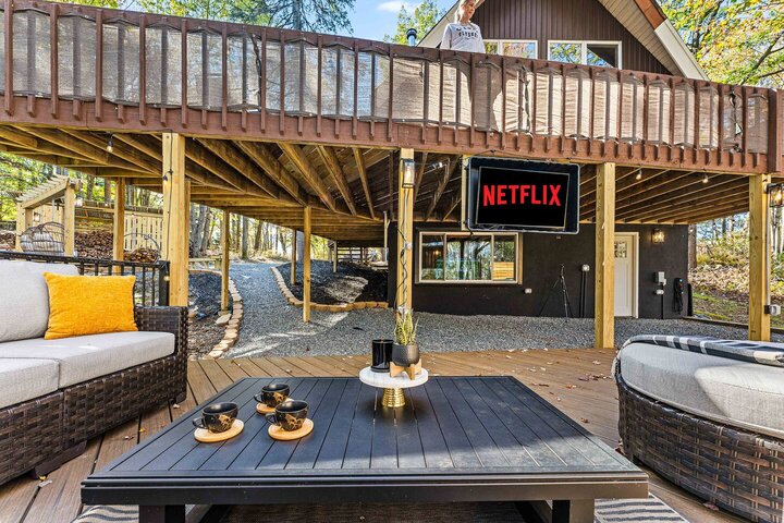 Cabin in Emerald Lakes, US