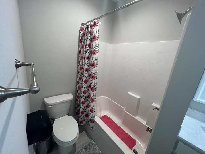 Guest suite in Shalimar, US