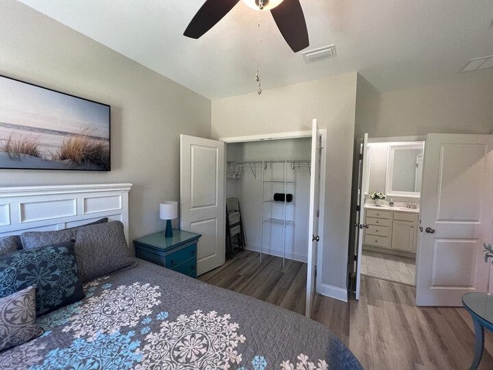 Guest suite in Shalimar, US